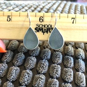 jl925 jessica lee sterling and sea glass earrings